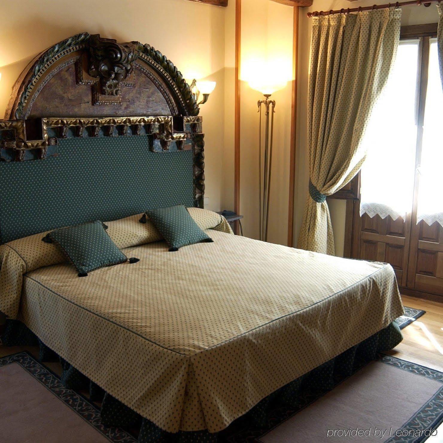 Hotel Alcazar 세고비아 객실 사진